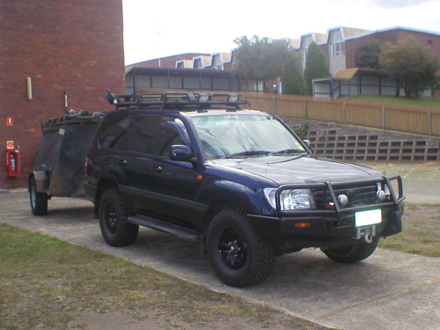 APC2545281381.jpg