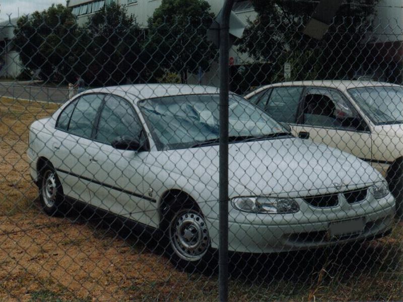 APC3741052136.jpg