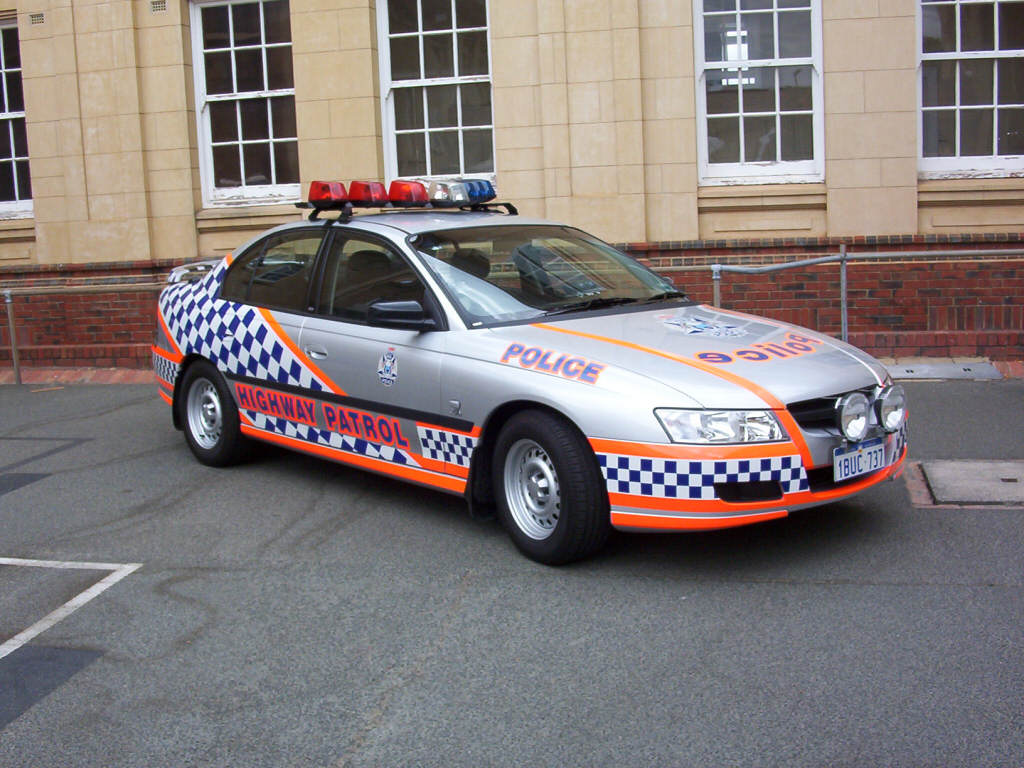APC2610304219